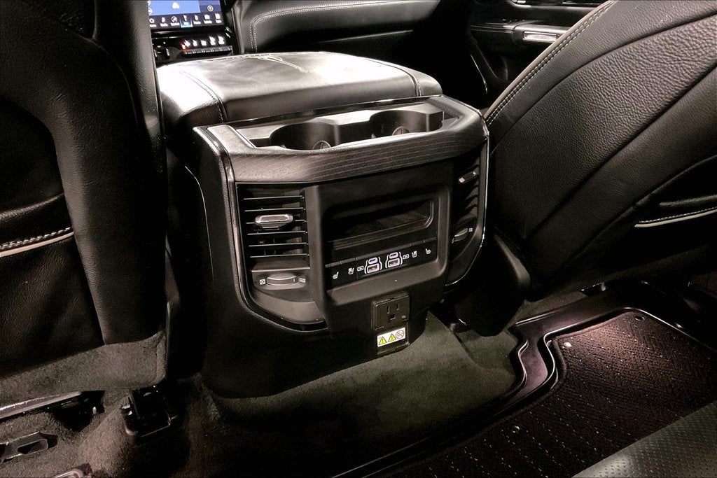 2023 RAM 1500 Limited Crew Cab 4x4 5'7' Box
