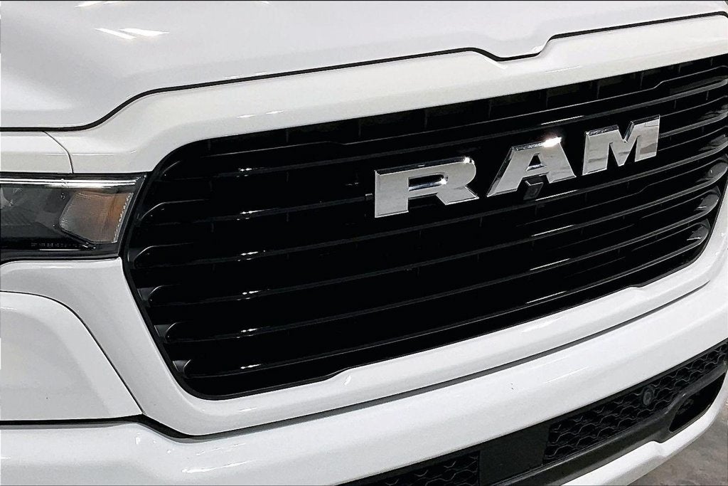2025 RAM 1500 Laramie Crew Cab 4x4 5'7' Box