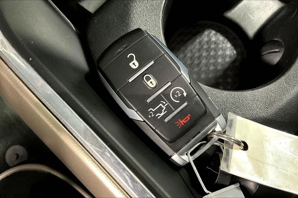 2022 RAM 1500 Laramie Crew Cab 4x4 5'7' Box