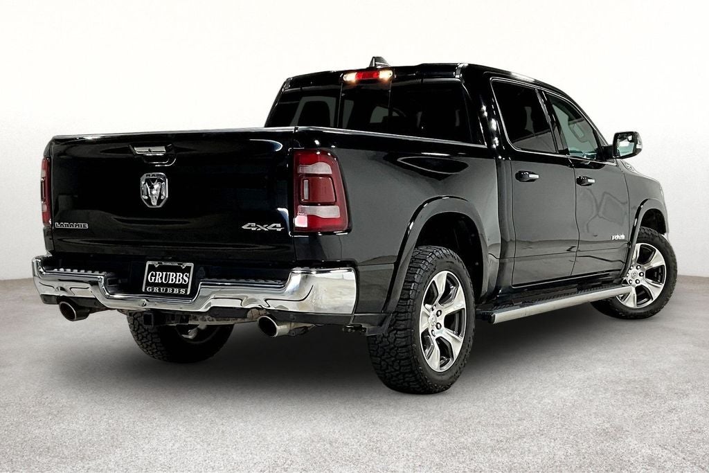 2022 RAM 1500 Laramie Crew Cab 4x4 5'7' Box