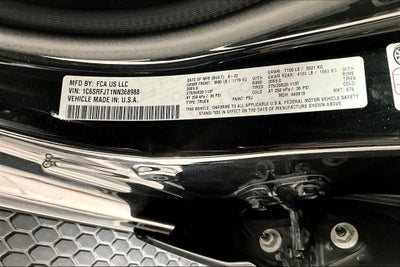 2022 RAM 1500 Laramie Crew Cab 4x4 5'7' Box