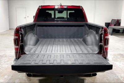 2022 RAM 1500 Laramie Crew Cab 4x4 5'7' Box
