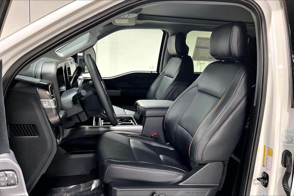 2026 Ford F-450SD Lariat DRW