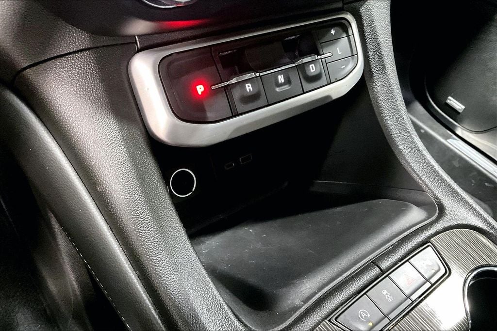 2023 GMC Acadia FWD SLT
