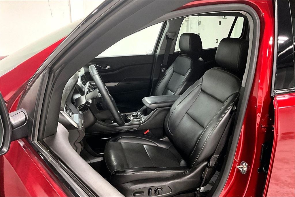2023 GMC Acadia FWD SLT