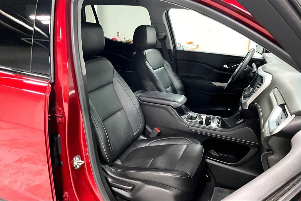 2023 GMC Acadia FWD SLT