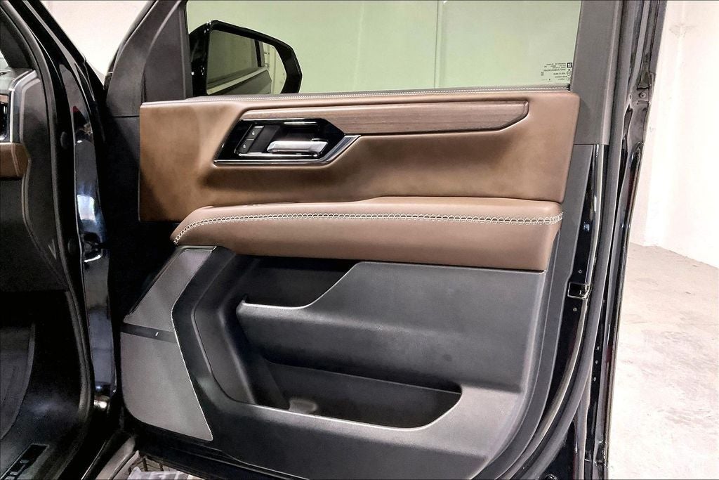 2025 GMC Yukon Denali Ultimate