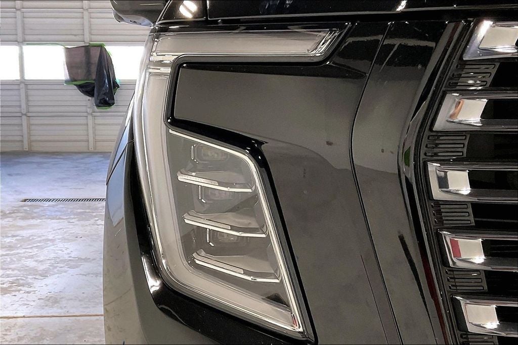 2025 GMC Yukon Denali Ultimate