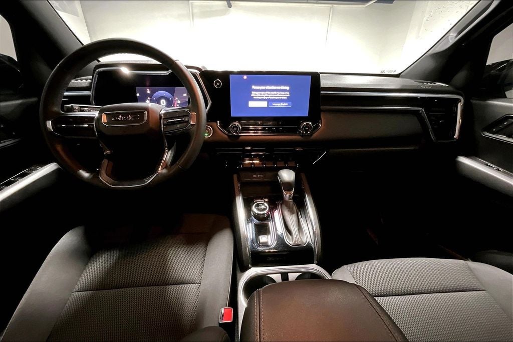 2023 GMC Canyon 4WD Crew Cab Short Box Elevation