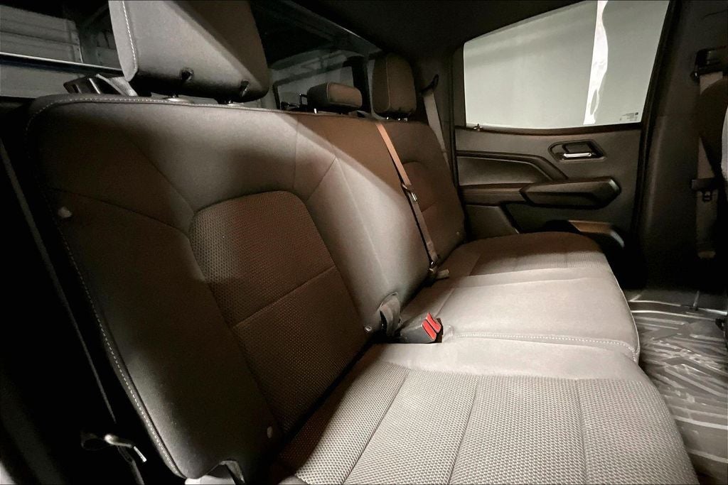 2023 GMC Canyon 4WD Crew Cab Short Box Elevation