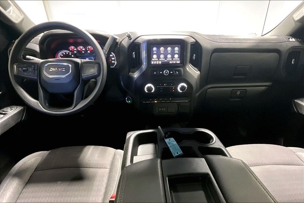 2024 GMC Sierra 1500 4WD Crew Cab Short Box Pro