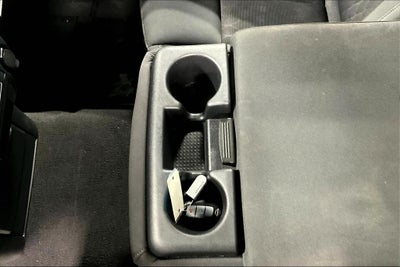 2023 Nissan TITAN Crew Cab SV 4x2