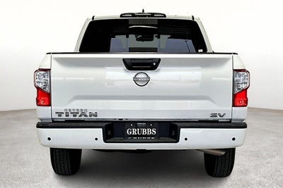 2023 Nissan TITAN Crew Cab SV 4x2