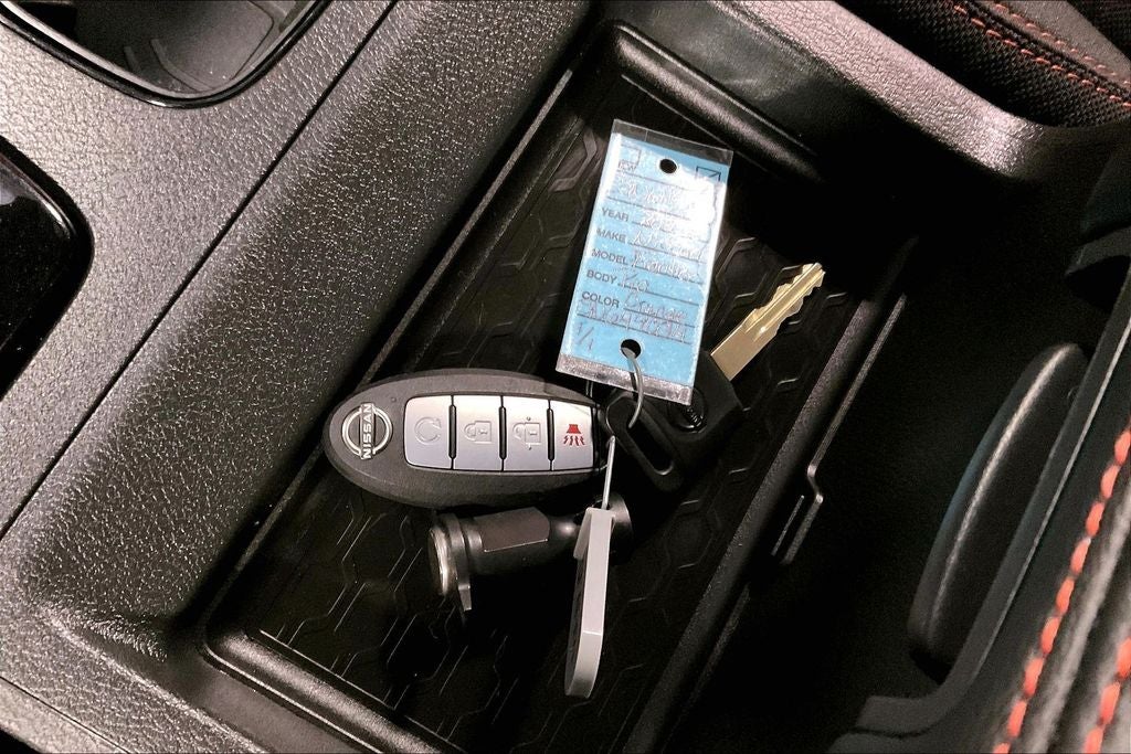 2025 Nissan Frontier Crew Cab PRO-4X 4x4