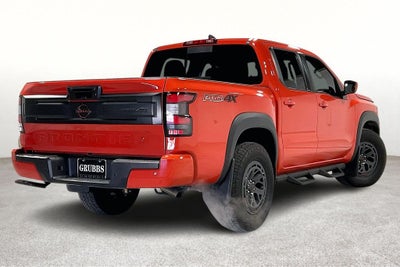2025 Nissan Frontier Crew Cab PRO-4X 4x4