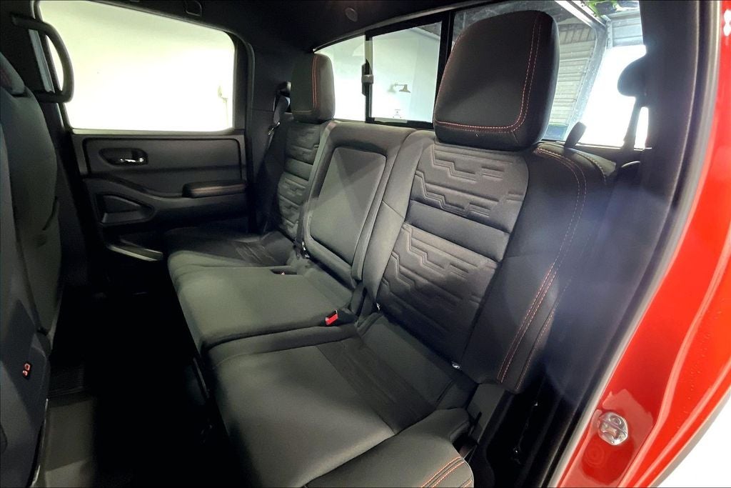 2025 Nissan Frontier Crew Cab PRO-4X 4x4