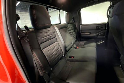 2025 Nissan Frontier Crew Cab PRO-4X 4x4
