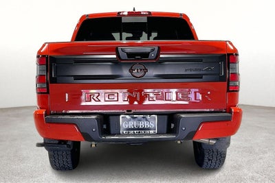 2025 Nissan Frontier Crew Cab PRO-4X 4x4