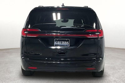 2021 Chrysler Pacifica Touring