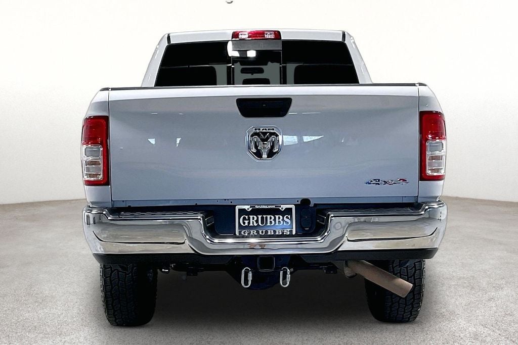 2021 RAM 2500 Tradesman Crew Cab 4x4 6'4' Box