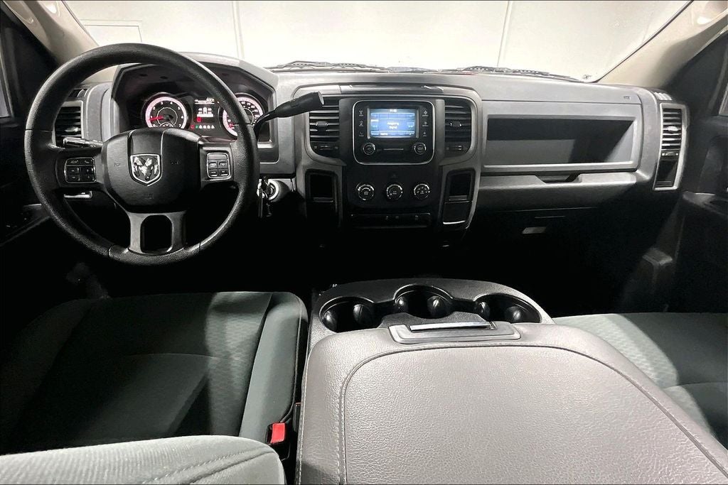2017 RAM 2500 Tradesman Crew Cab 4x4 6'4' Box
