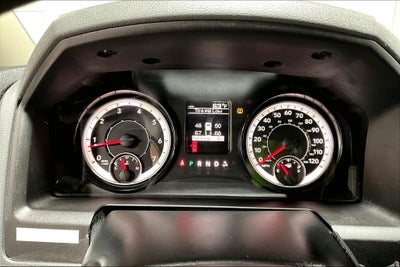 2017 RAM 2500 Tradesman Crew Cab 4x4 6'4' Box