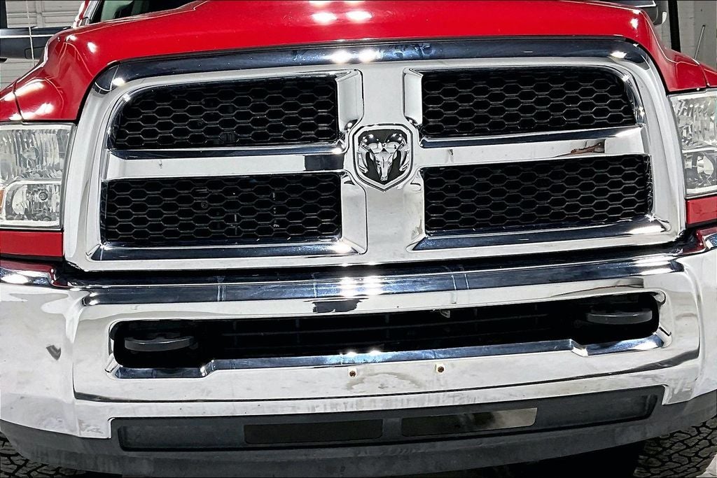 2017 RAM 2500 Tradesman Crew Cab 4x4 6'4' Box