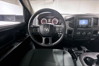 2017 RAM 2500 Tradesman Crew Cab 4x4 6'4' Box