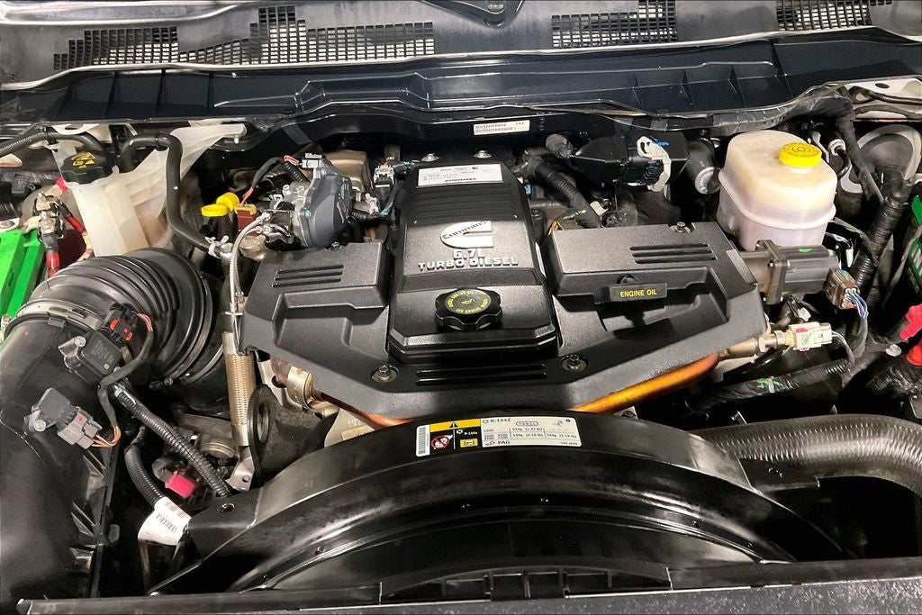 2018 RAM 2500 Laramie Crew Cab 4x4 6'4' Box