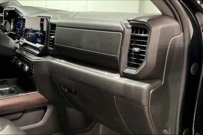 2023 GMC Sierra 1500 4WD Crew Cab Short Box SLT