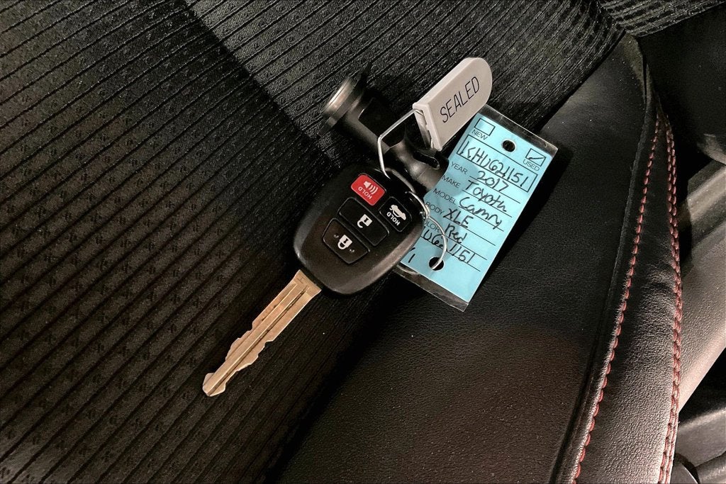 2017 Toyota Camry SE