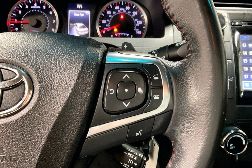 2017 Toyota Camry SE