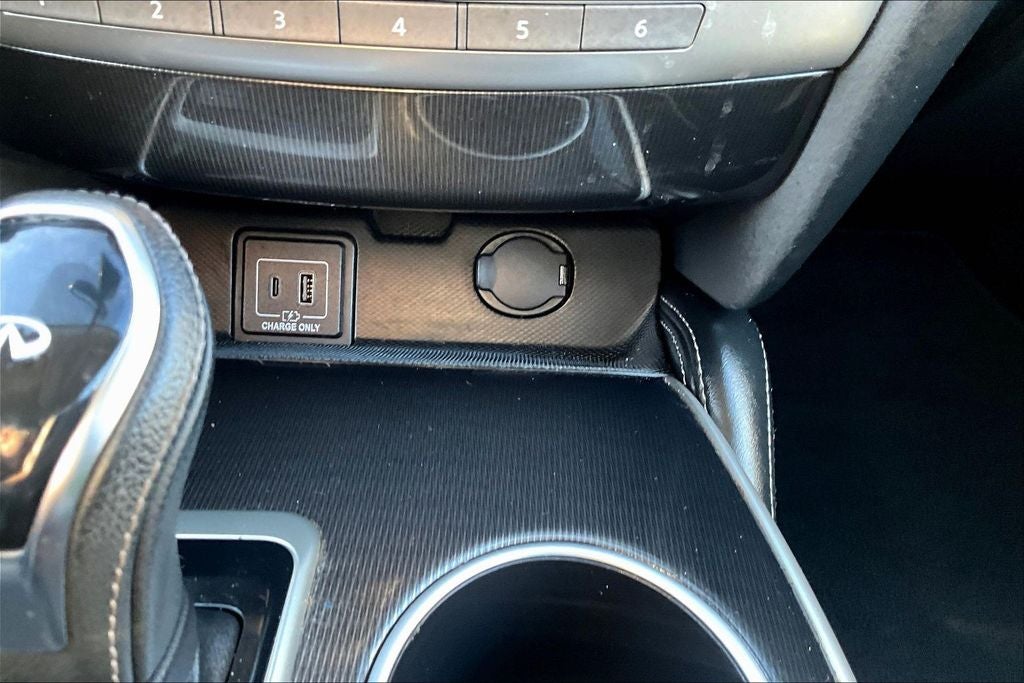 2019 INFINITI QX60 LUXE