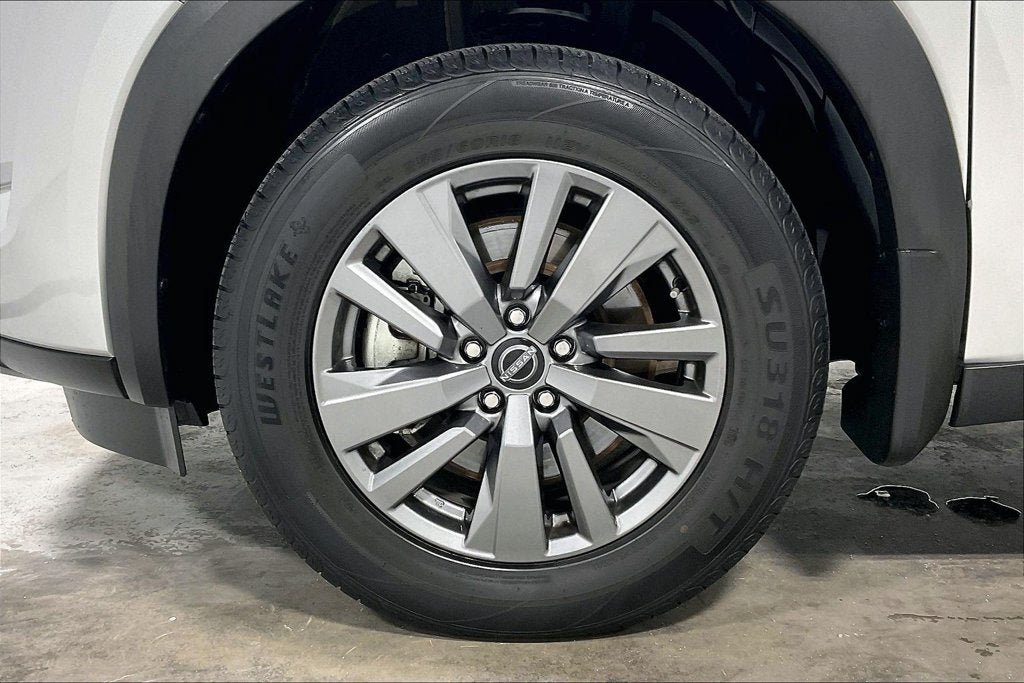 2025 Nissan Pathfinder S FWD