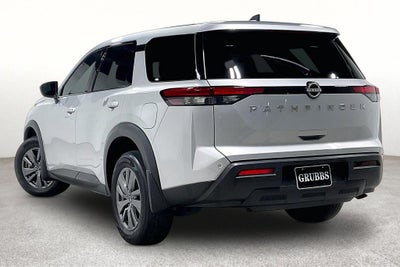 2025 Nissan Pathfinder S FWD