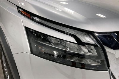 2025 Nissan Pathfinder S FWD