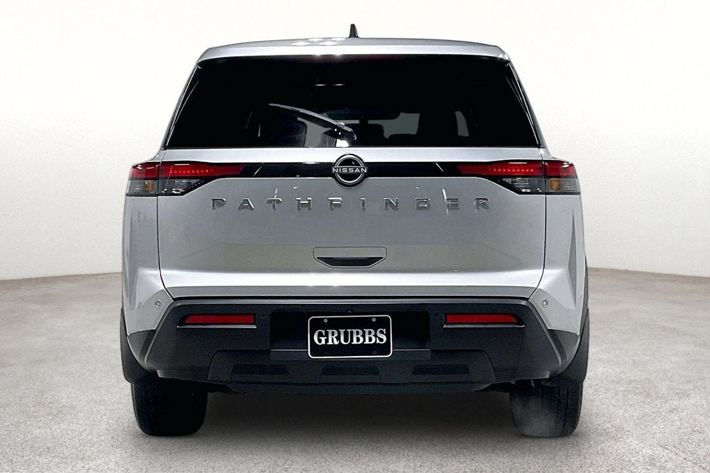 2025 Nissan Pathfinder S FWD