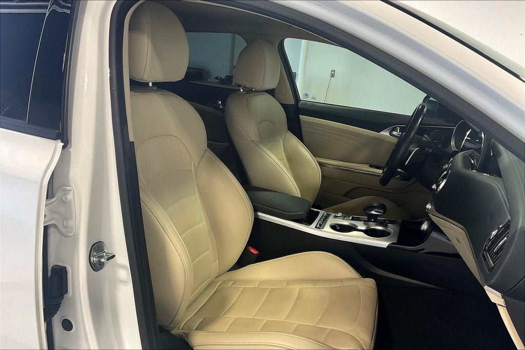 2023 Kia Stinger GT2