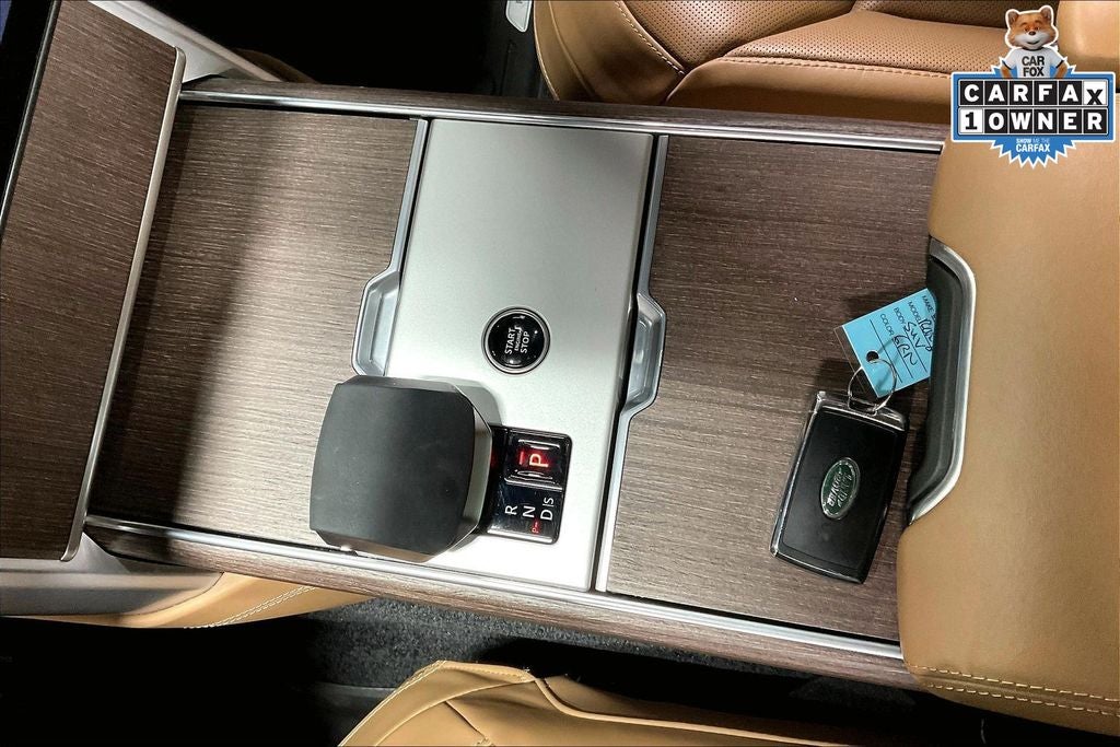 2025 Land Rover Range Rover P400 SE