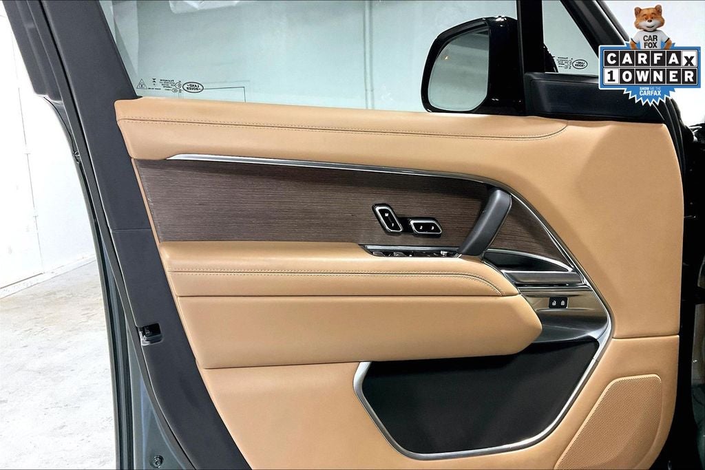 2025 Land Rover Range Rover P400 SE