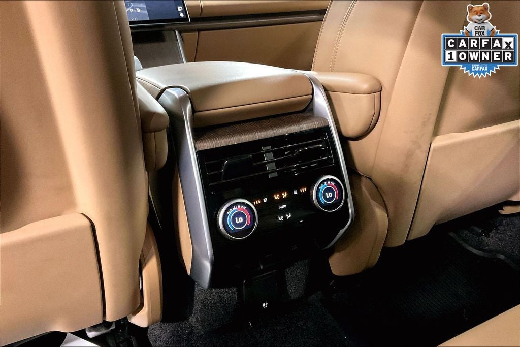 2025 Land Rover Range Rover P400 SE