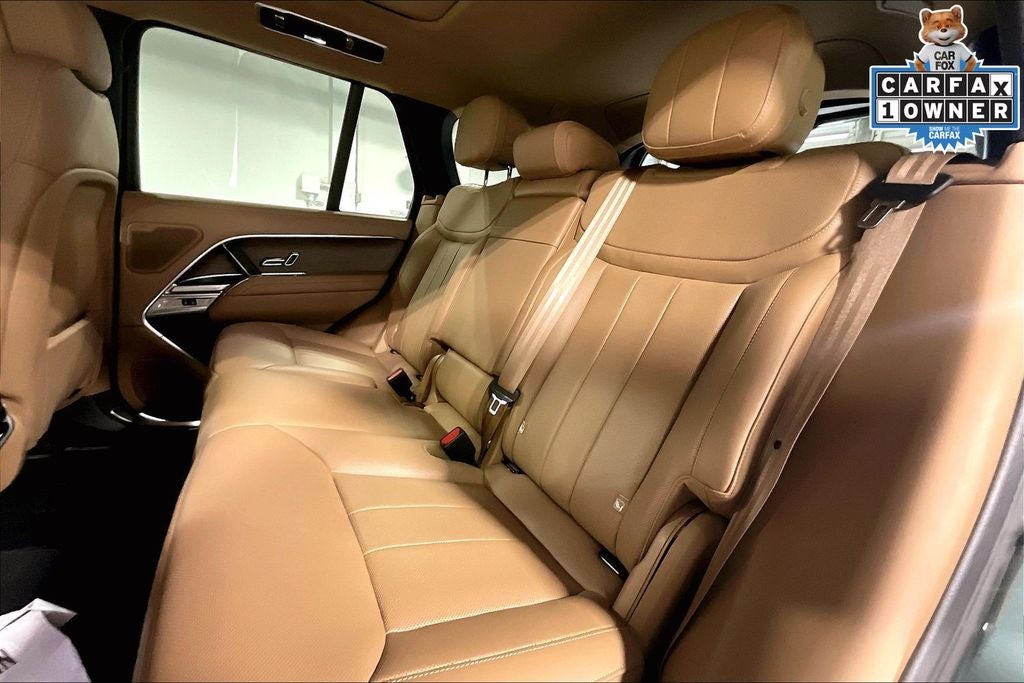 2025 Land Rover Range Rover P400 SE