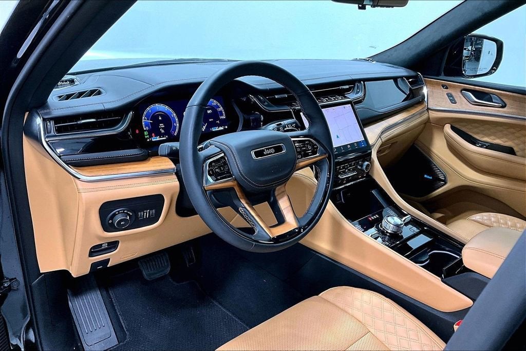 2025 Jeep Grand Cherokee L Summit Reserve 4x4