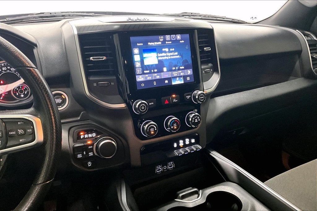2025 RAM 1500 Tradesman Crew Cab 4x4 5'7" Box