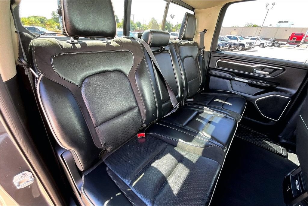 2019 RAM 1500 Laramie Crew Cab 4x4 5'7" Box
