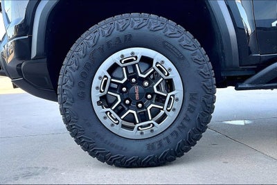 2023 GMC Canyon 4WD AT4X