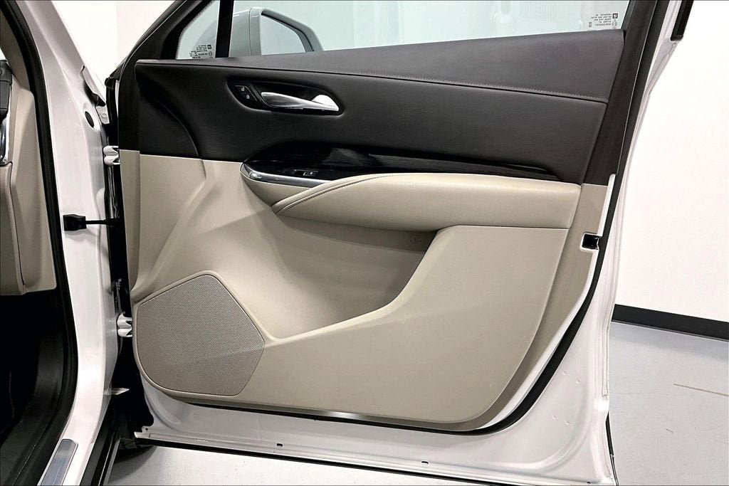 2020 Cadillac XT4 FWD Premium Luxury