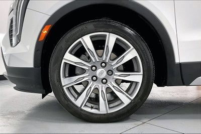 2023 Cadillac XT4 AWD Premium Luxury