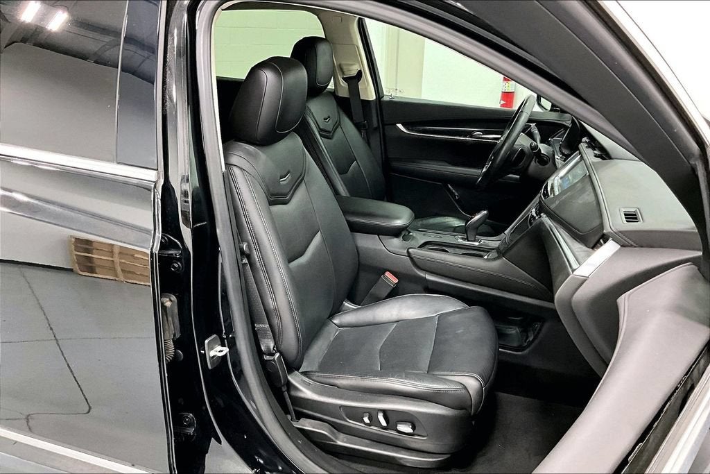 2019 Cadillac XT5 Luxury FWD