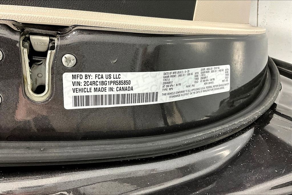 2023 Chrysler Pacifica Touring L